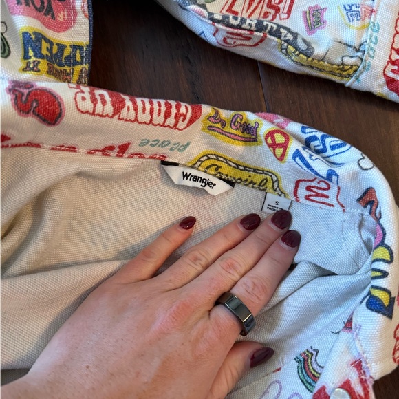 Wrangler Women’s Multi-Colored Pattern Denim Jacket - Picture 10 of 11